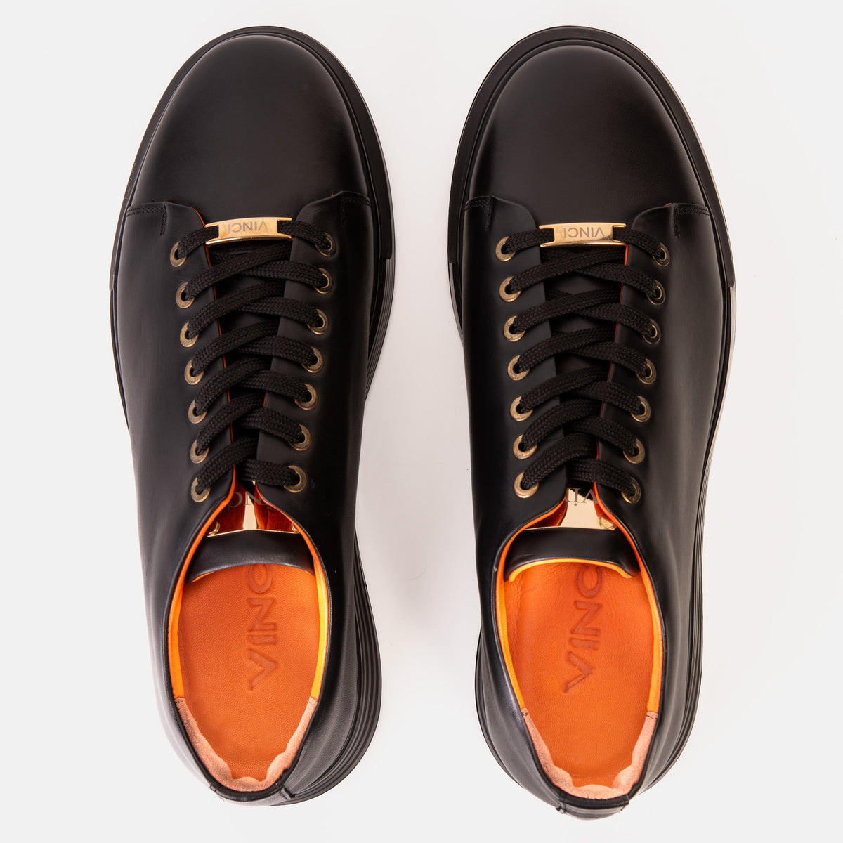 Zapatillas de piel negra para hombre Peklin