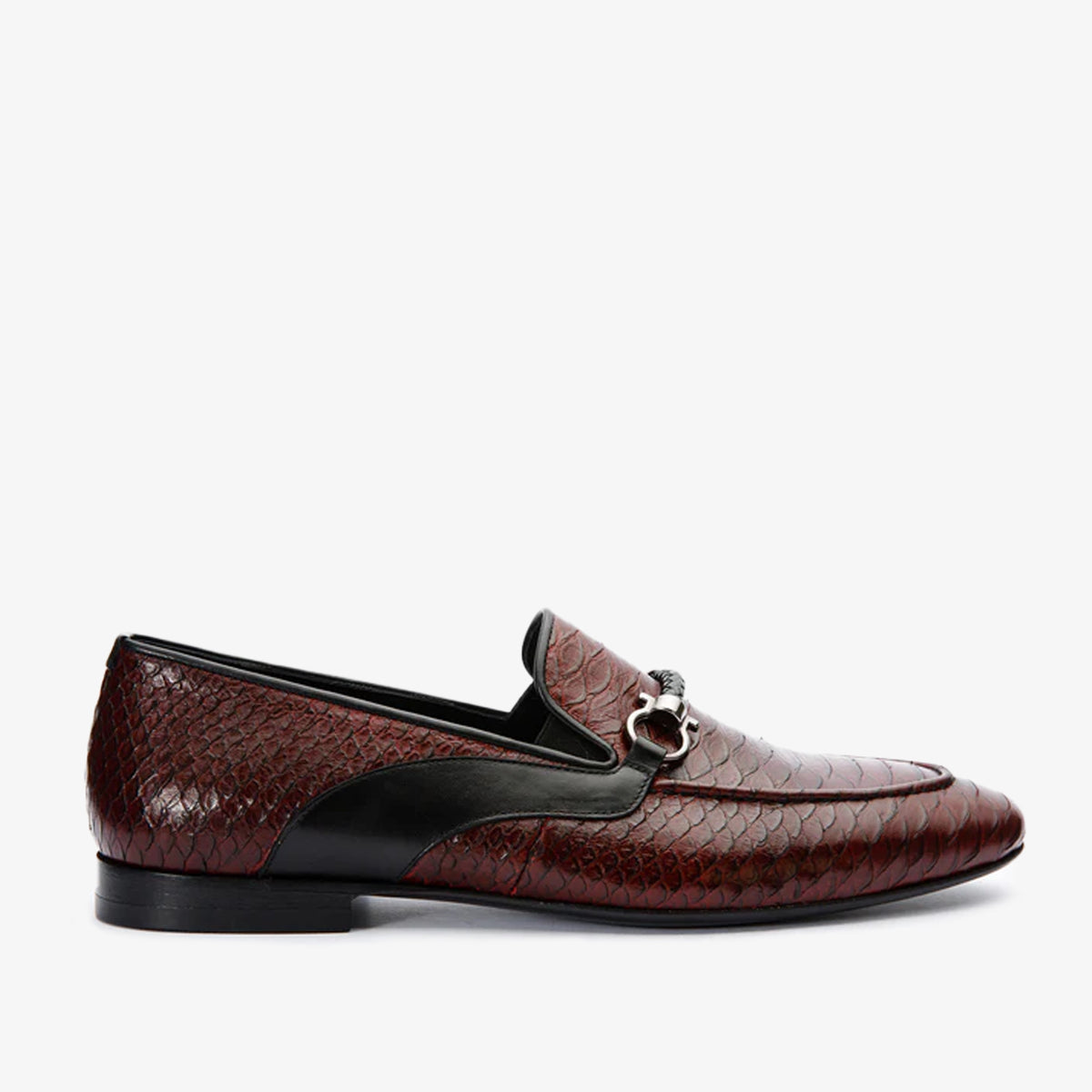 ¡Mocasín Milano burdeos con herraje para hombre — venta final!