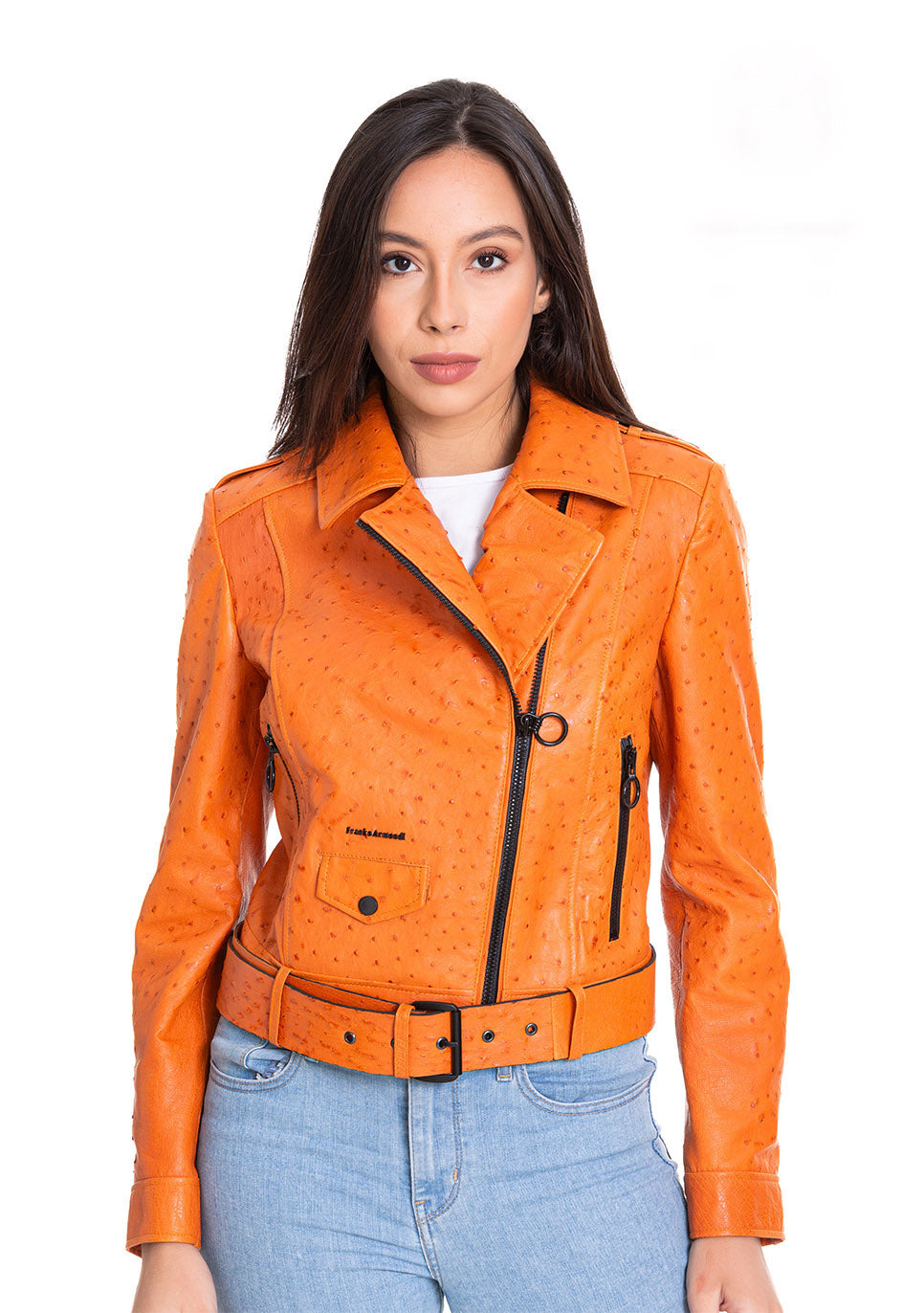 La chaqueta de mujer de piel de avestruz color naranja de Martos 