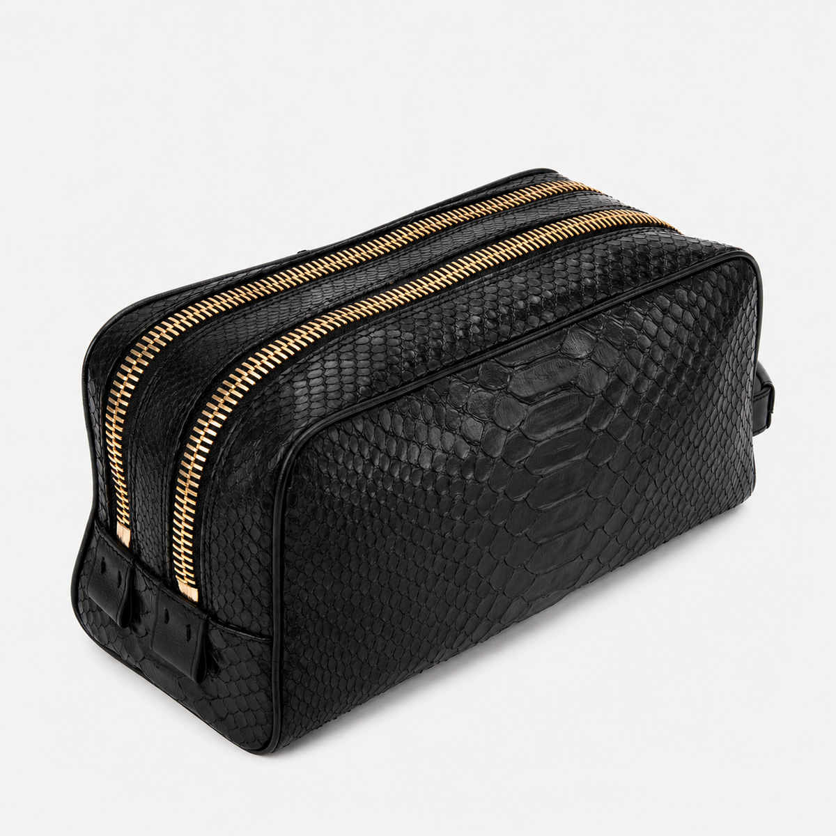 حقيبة Belluno Black Python Leather Essentials للرجال