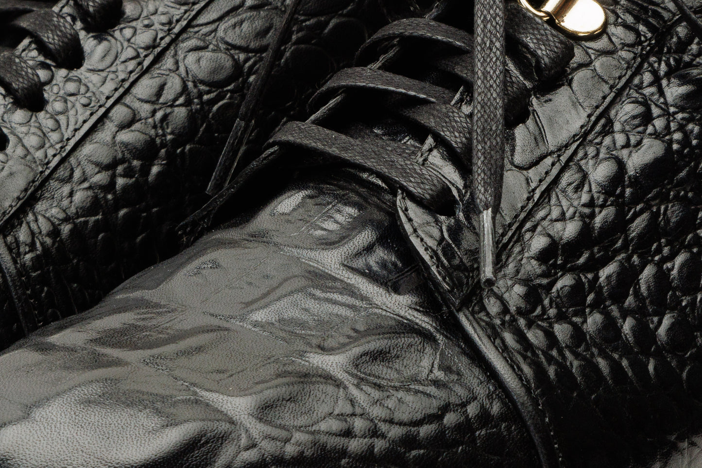 The Bomba Black Leather Men Sneaker