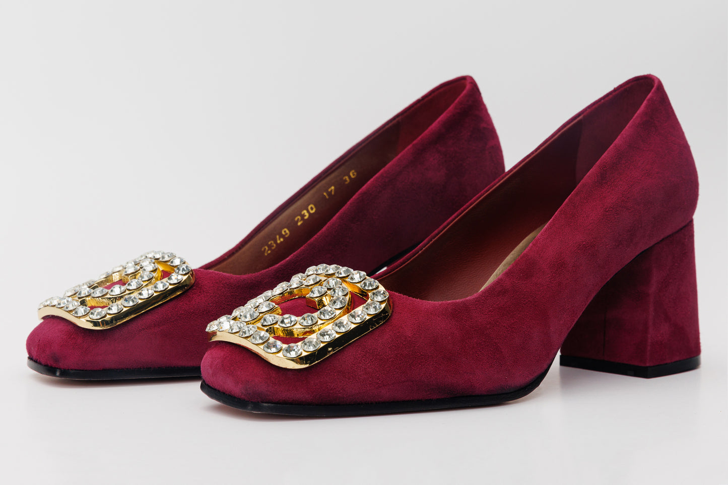 Zapatos de tacón de bloque de piel de ante burdeos de California para mujer 