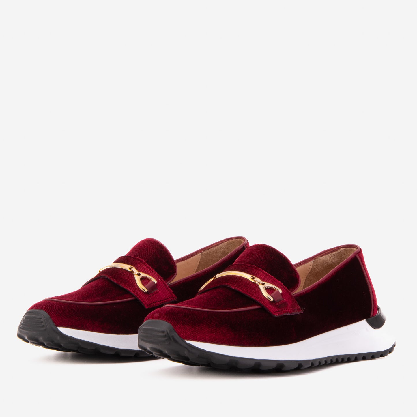 La Zapatilla de Cuero Burdeos para Mujer de Milán