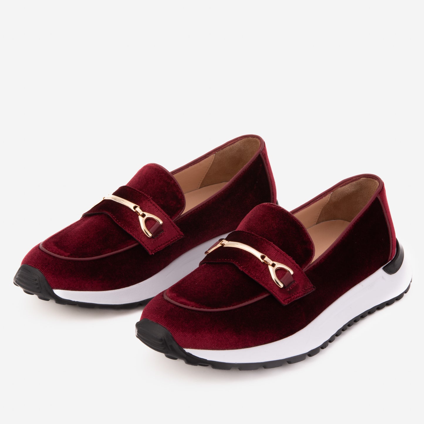 La Zapatilla de Cuero Burdeos para Mujer de Milán
