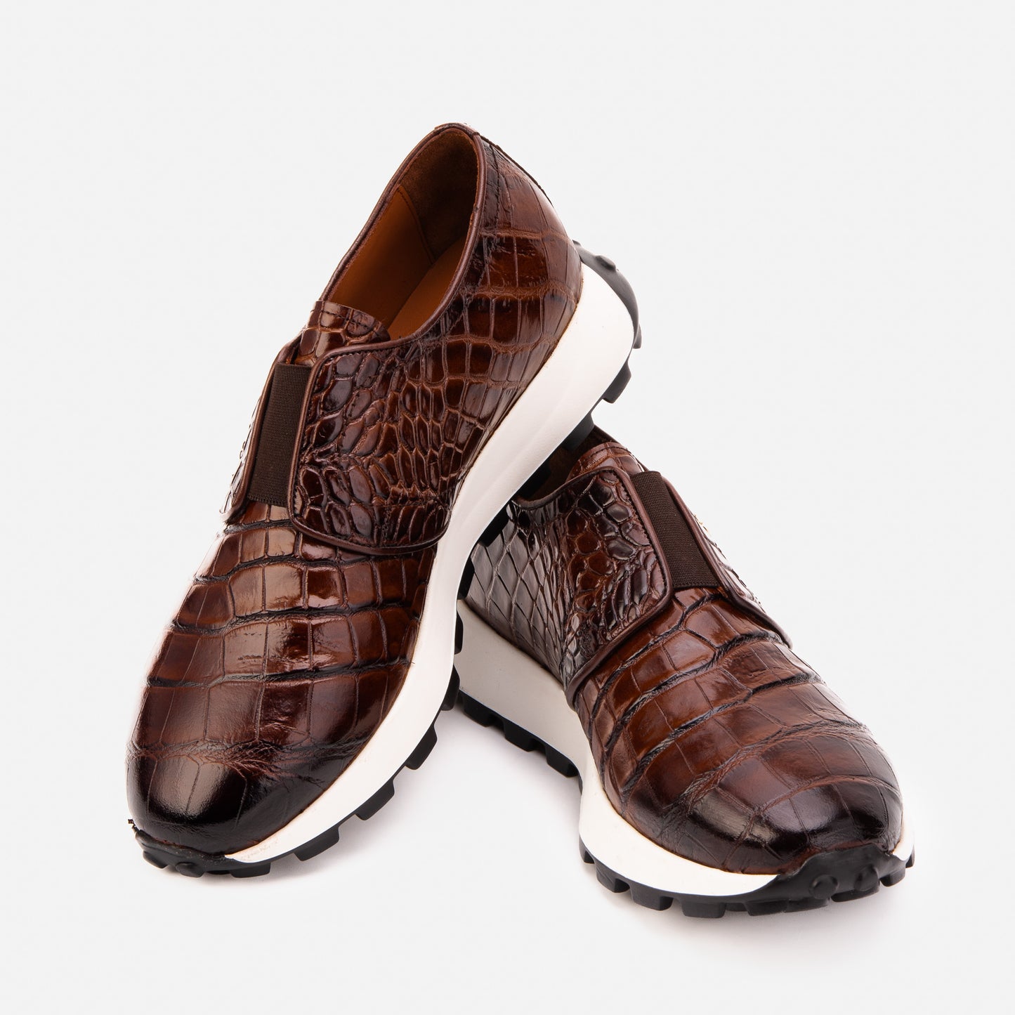 The Corteggio Brown Leather Men Sneaker
