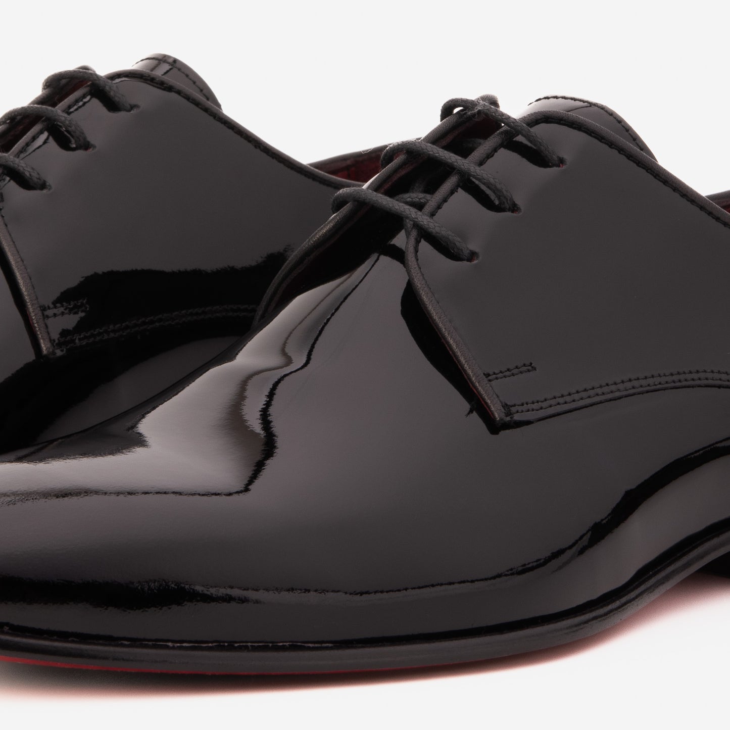 The Valdoro Black Patent Leather Men Derby Shoe