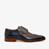 Zapato Derby Neiva con punta de ala en marrón y azul marino
