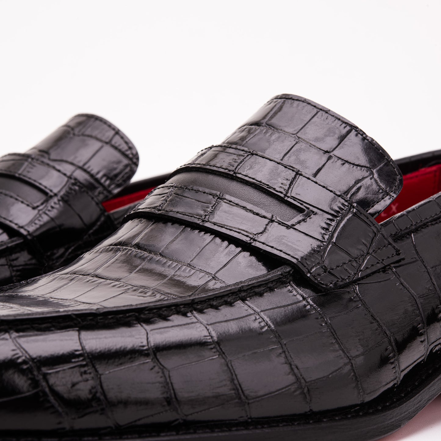 The Stradale Black Leather Men Penny Loafer