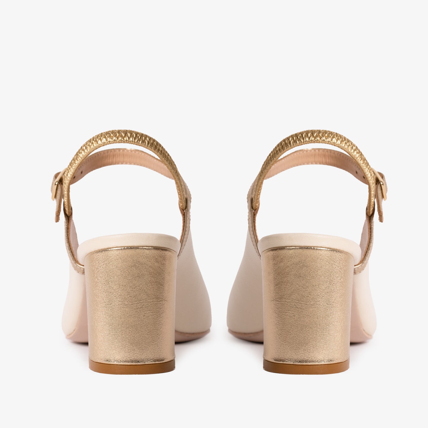 Sandalia de tira trasera de piel color crema Pompei para mujer