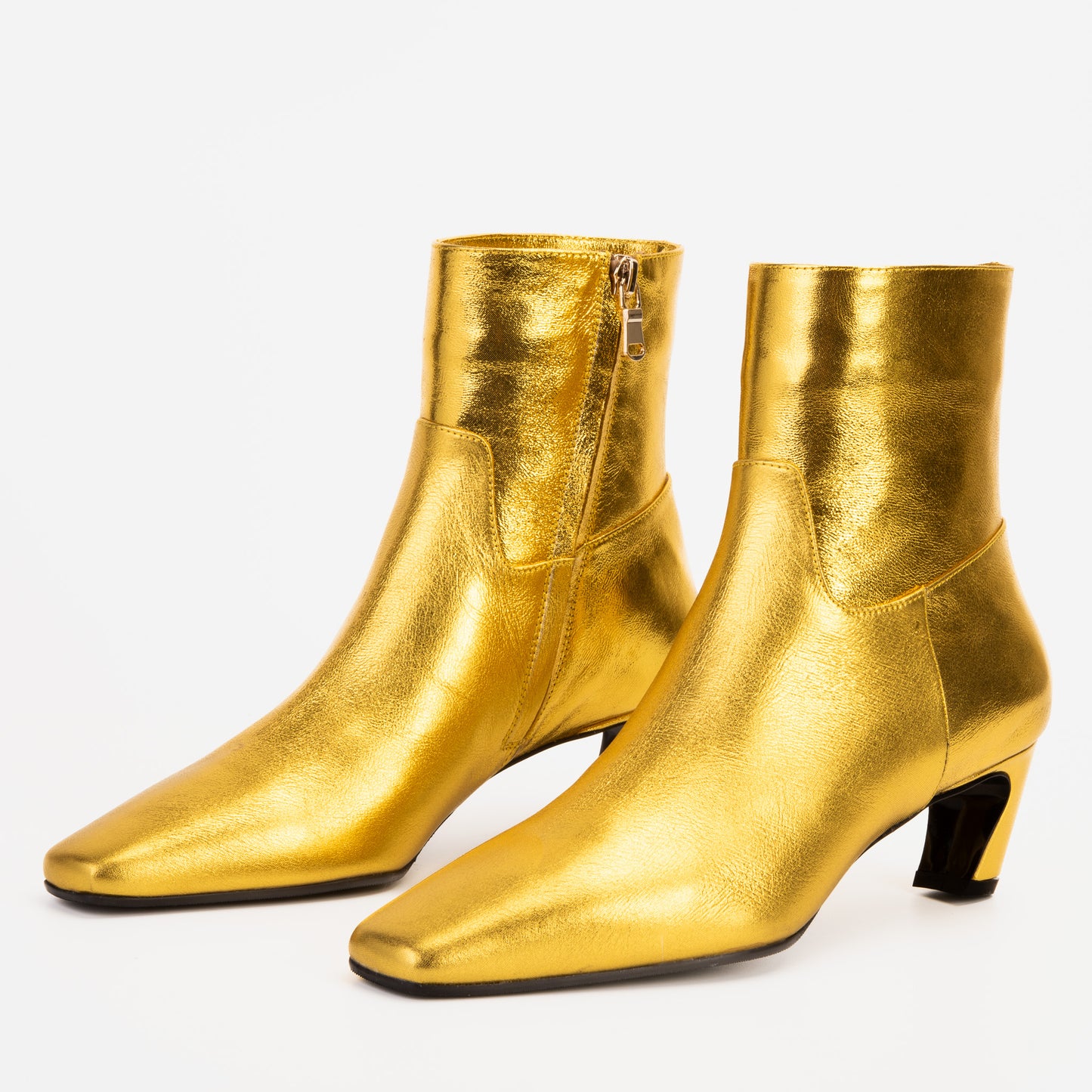 Las Botas de Mujer con Tacón de Gatito de Cuero Dorado Golden Glow