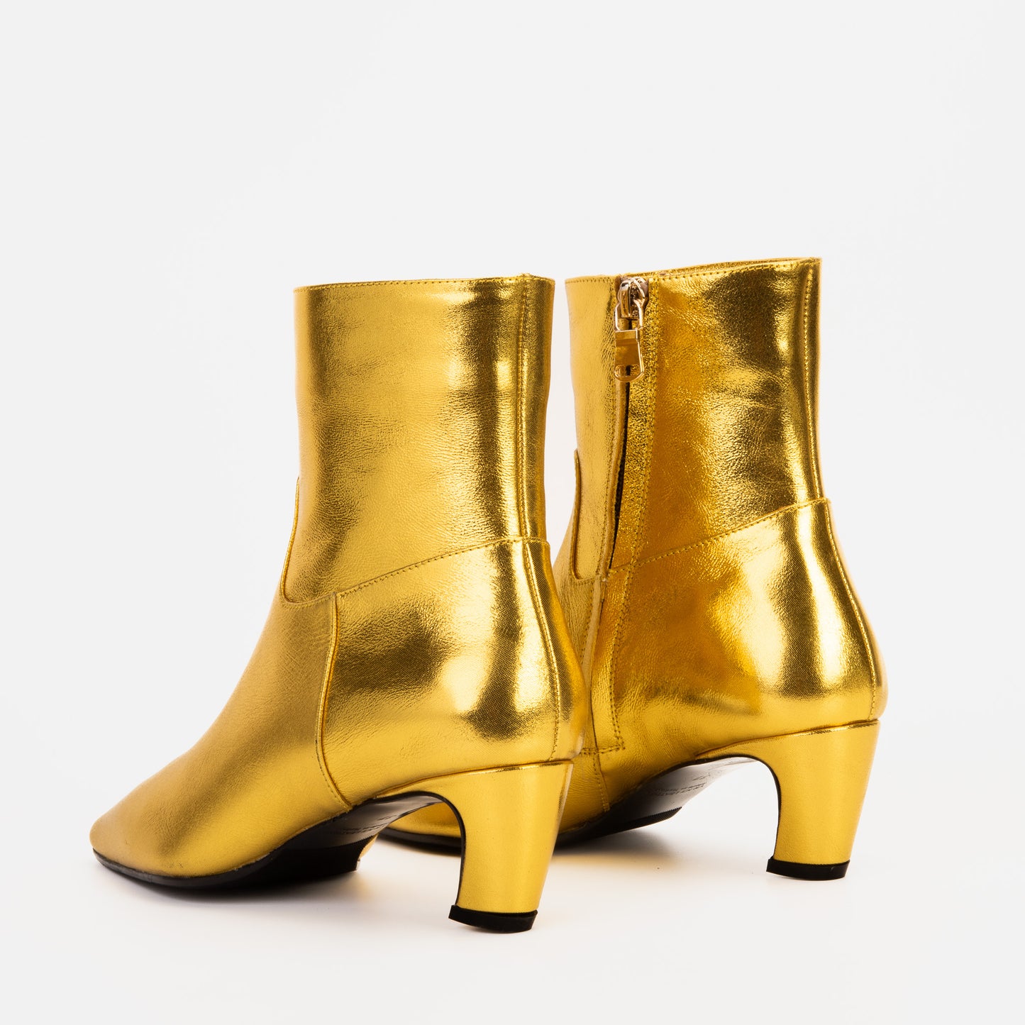 Las Botas de Mujer con Tacón de Gatito de Cuero Dorado Golden Glow
