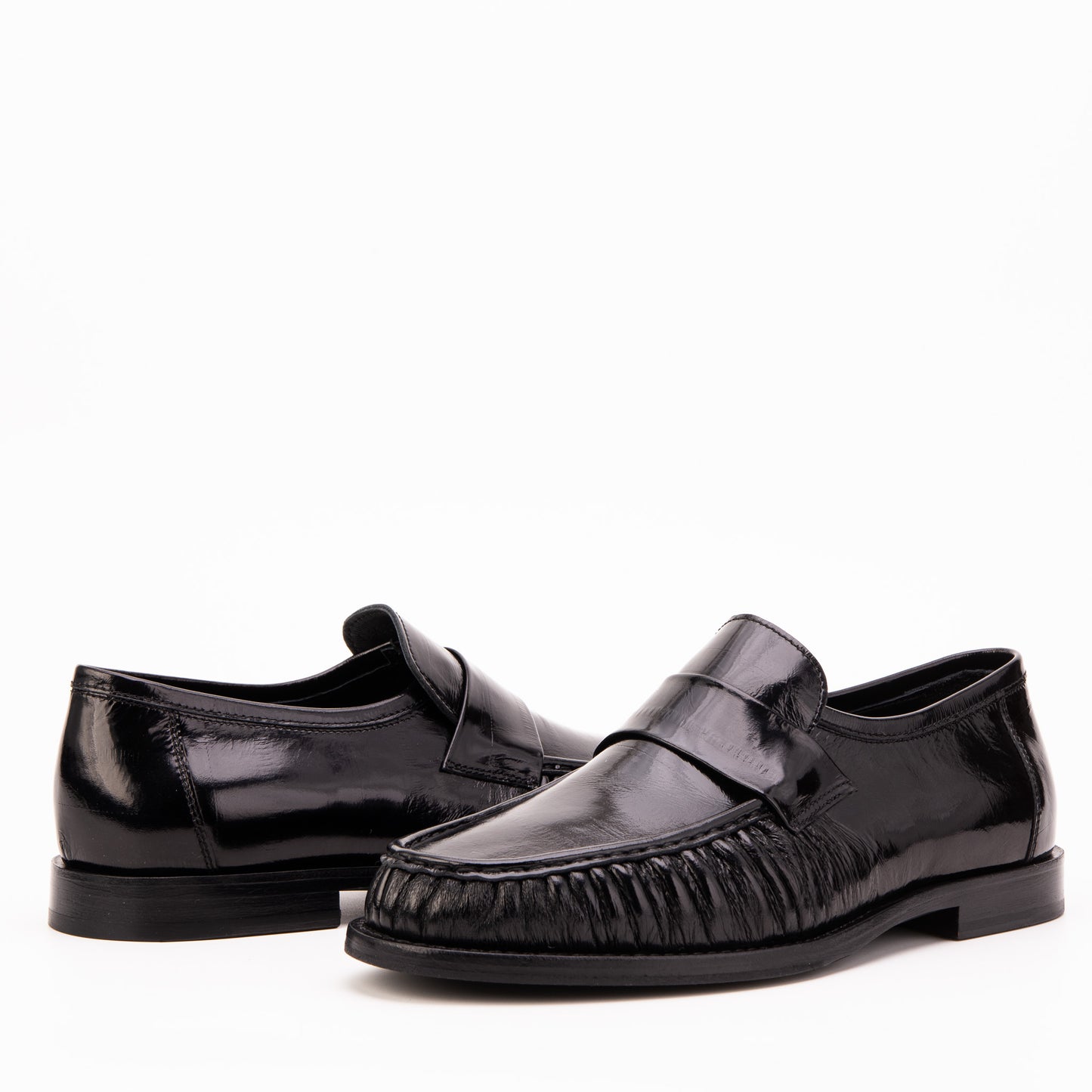 The Serafino Black Genuine Leather Men Loafer