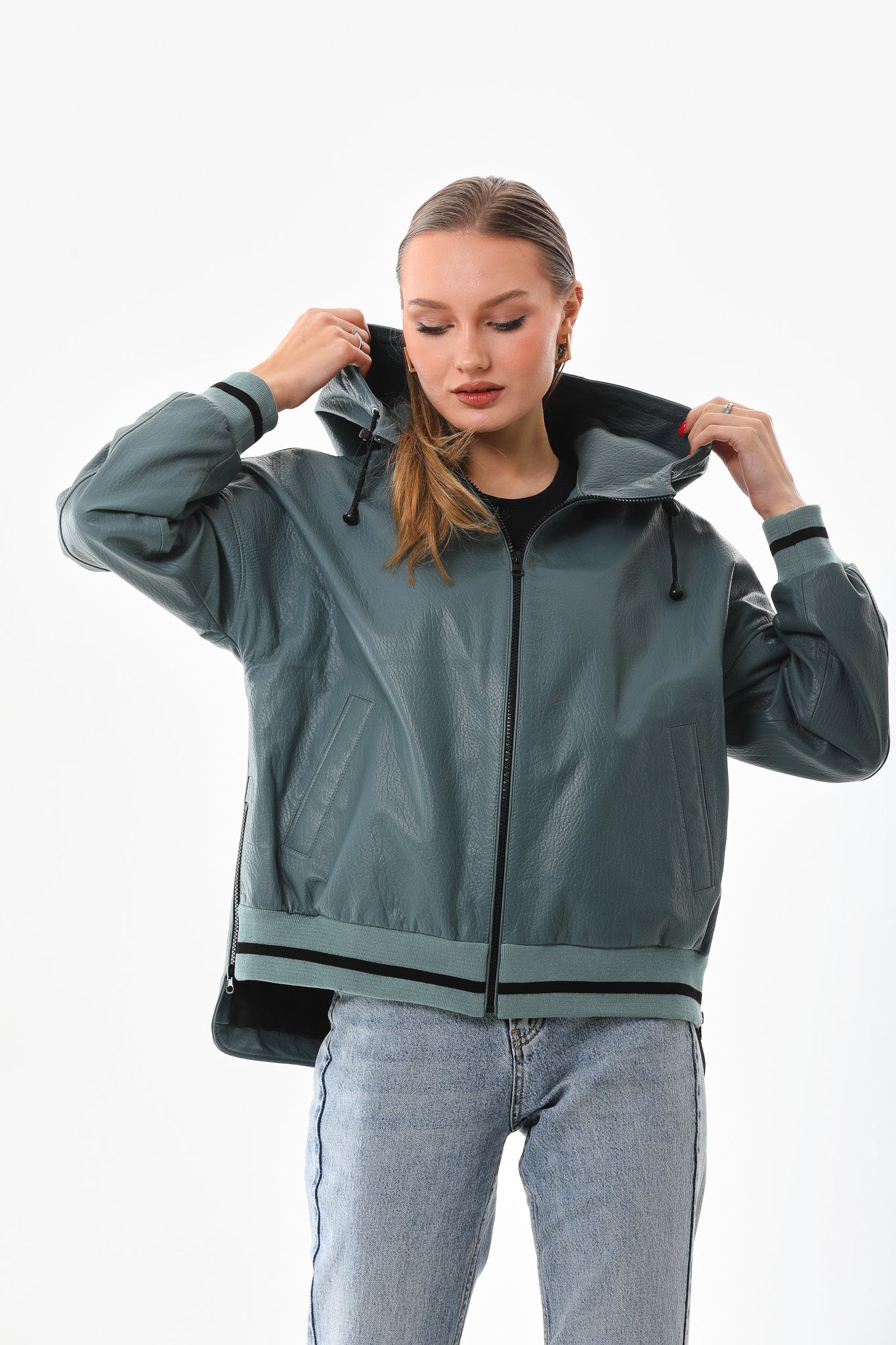 La Chaqueta de Cuero Verde Polar para Mujer
