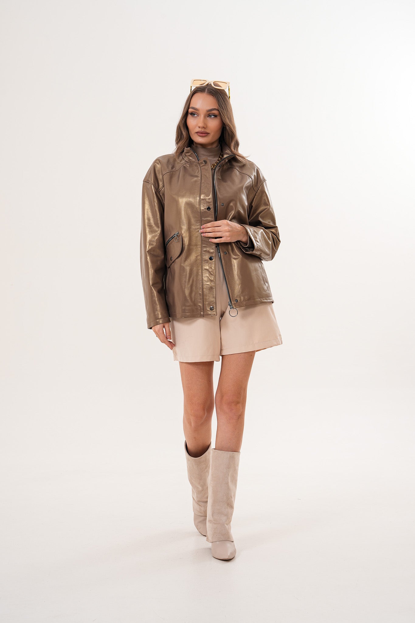 La chaqueta de cuero para mujer Zayra – Marrón topo