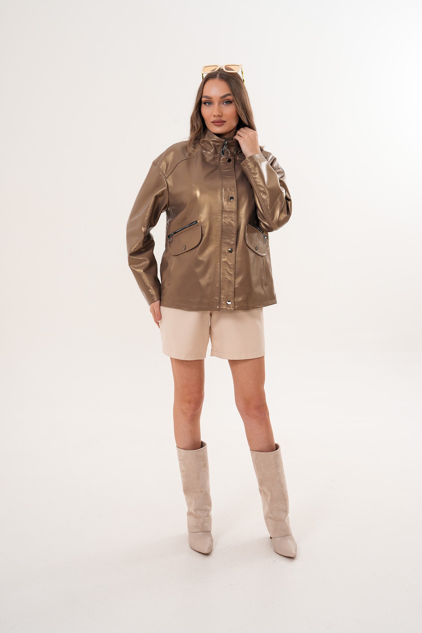 La chaqueta de cuero para mujer Zayra – Marrón topo