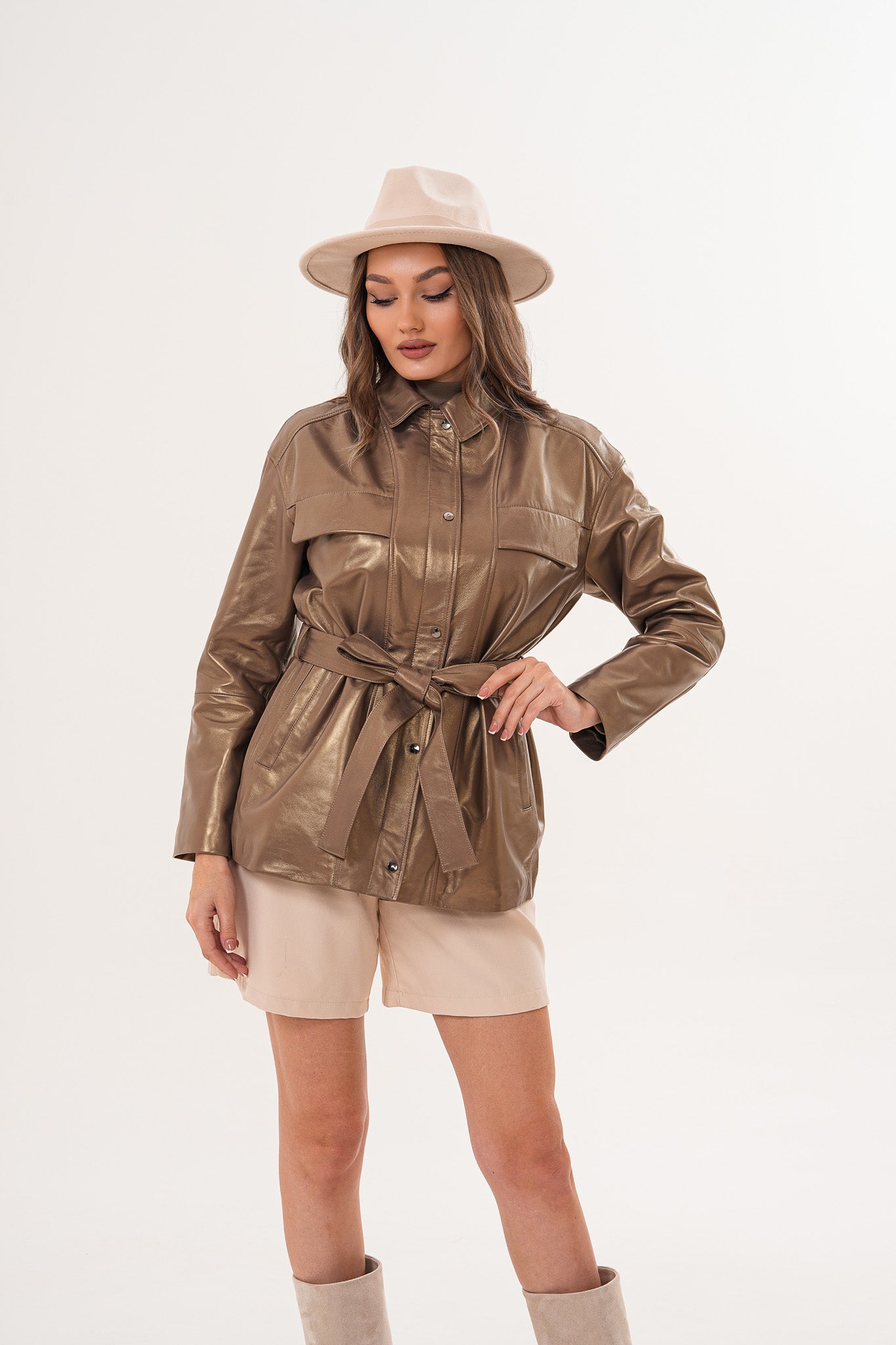 La chaqueta de mujer Vesara Brown de piel genuina