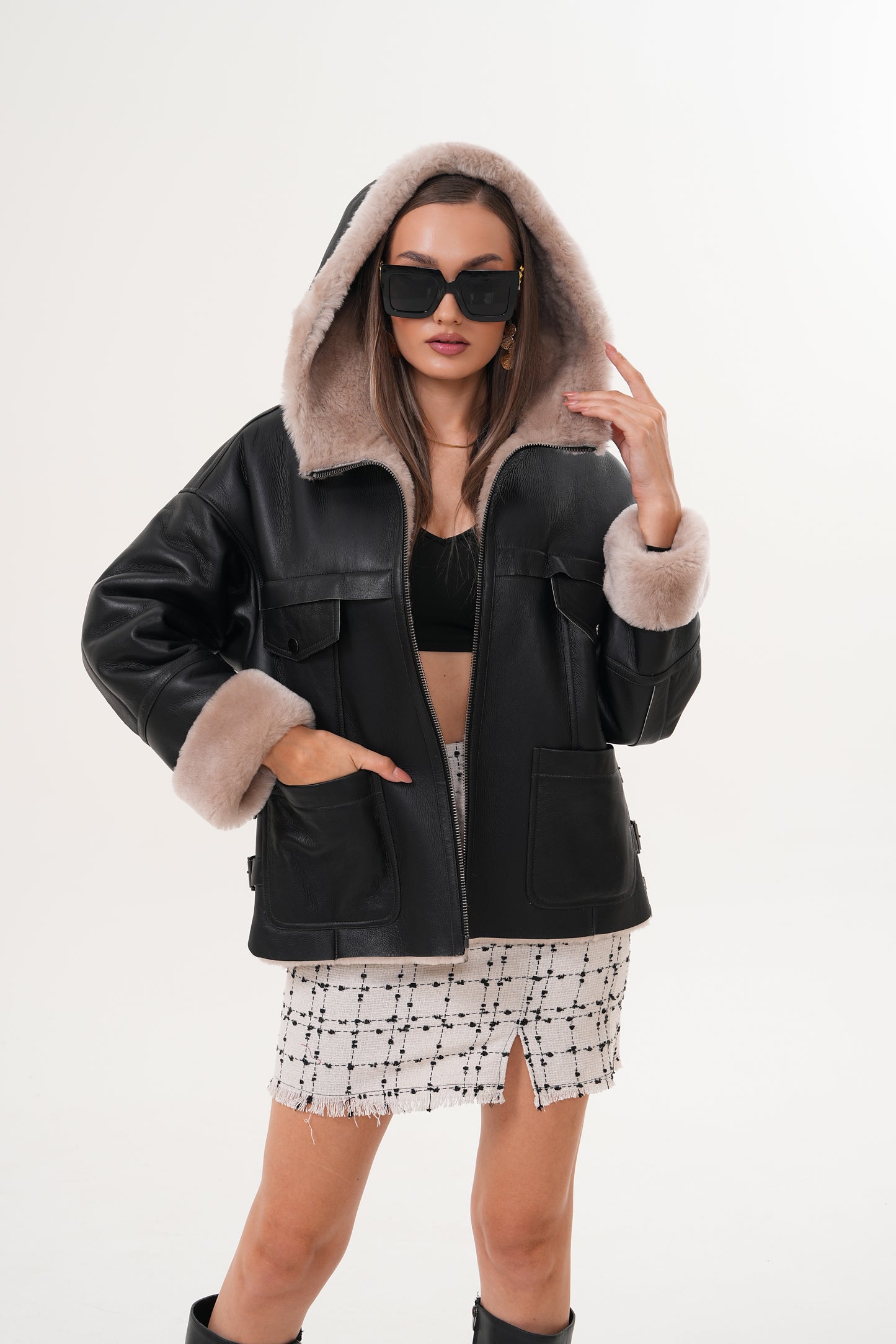 Chaqueta de mujer de cuero shearling con capucha Aspen Black