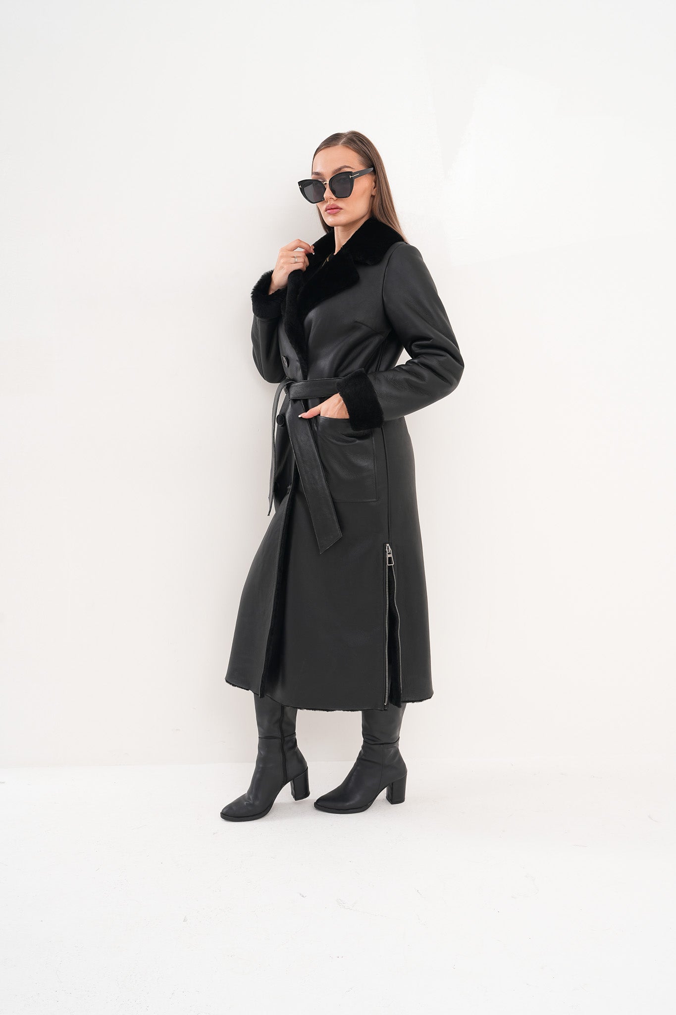 The Raven Chaqueta de Cuero para Mujer con Forro de Borrego Largo en Negro