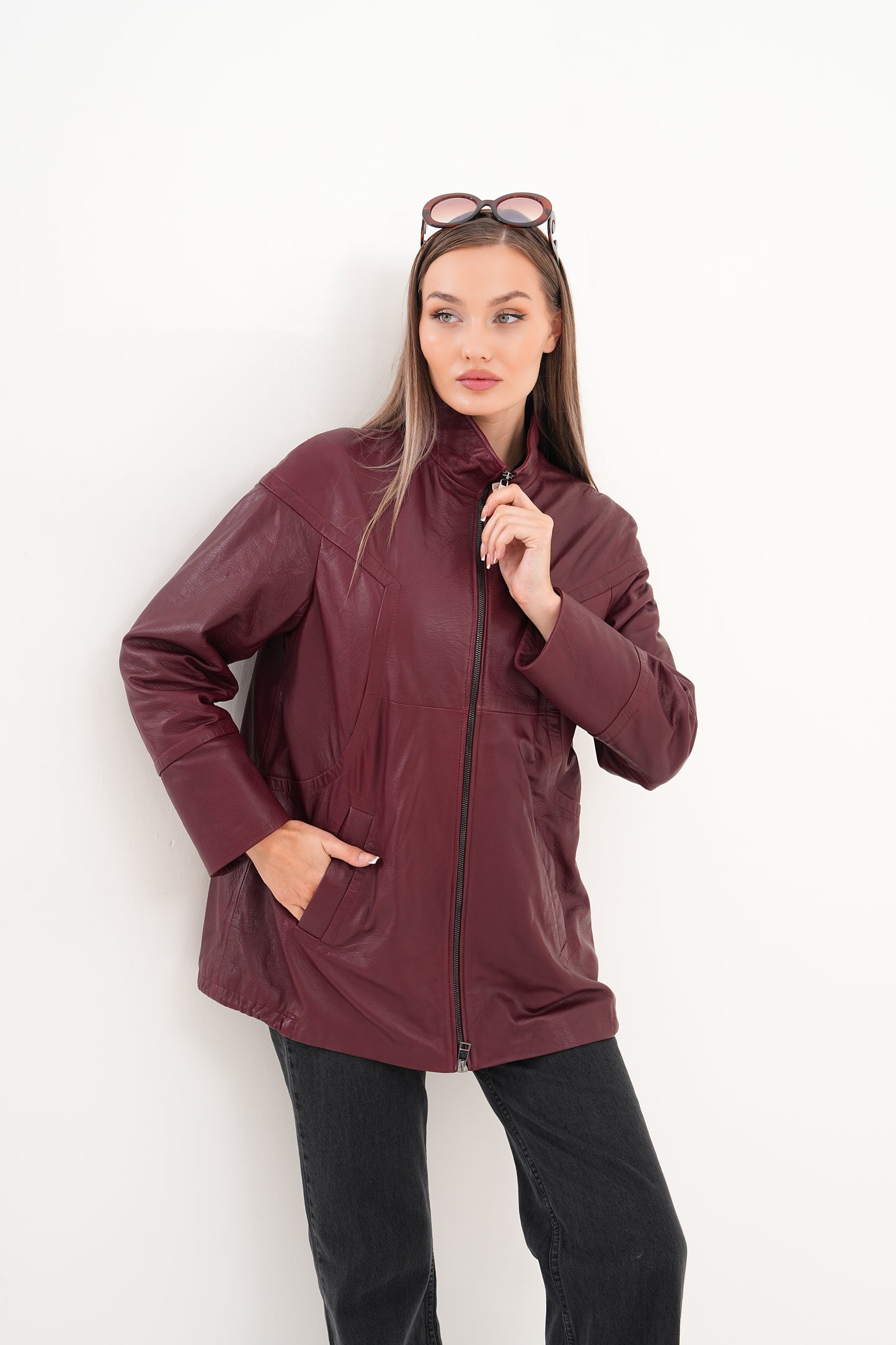 The Sierra Chaqueta de Cuero para Mujer en Burdeos