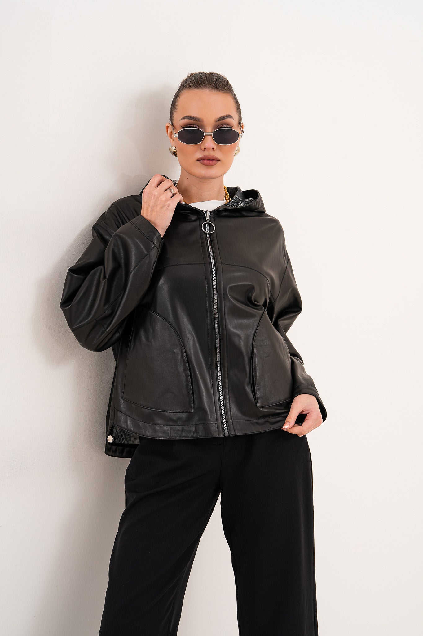 The Calyra Reversible Leather Women Jacket – Black