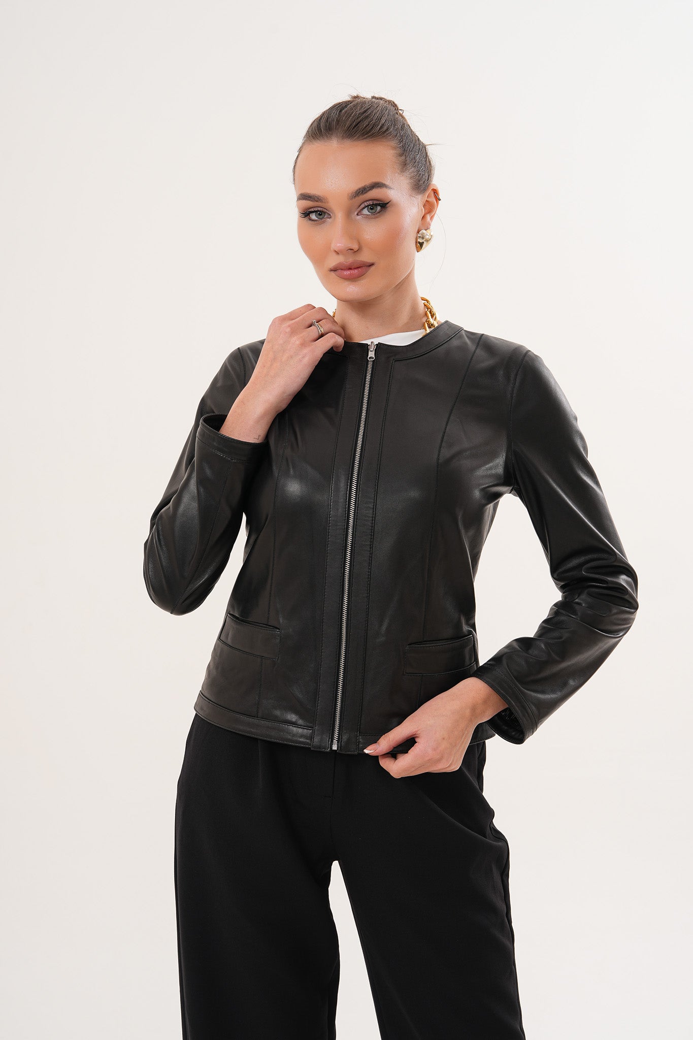 La Chaqueta de Cuero Negra Nyvessa para Mujer