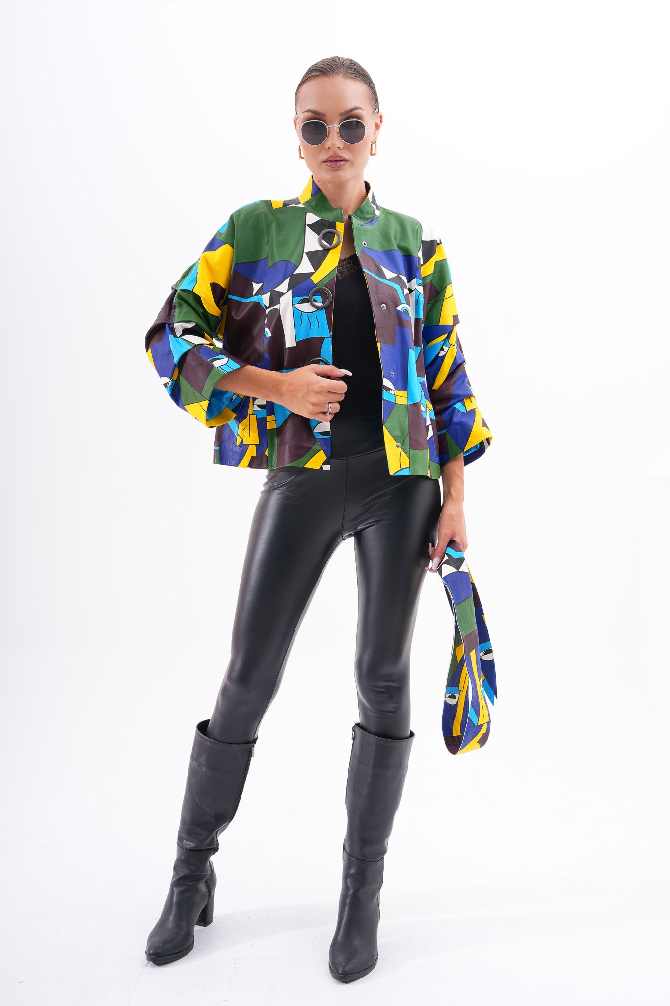 Chaqueta de cuero para mujer Odessa con arte geométrico multicolor