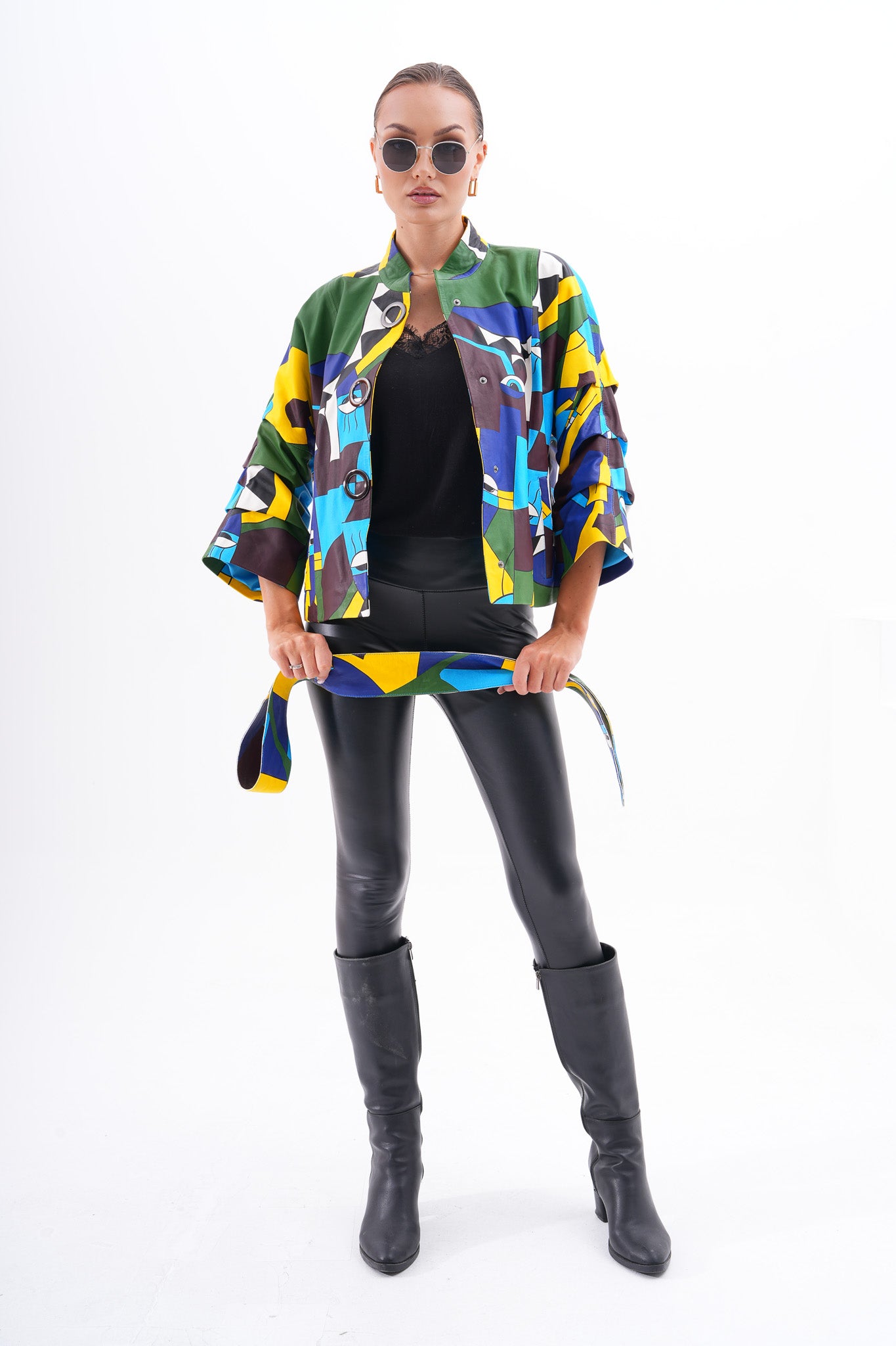 Chaqueta de cuero para mujer Odessa con arte geométrico multicolor