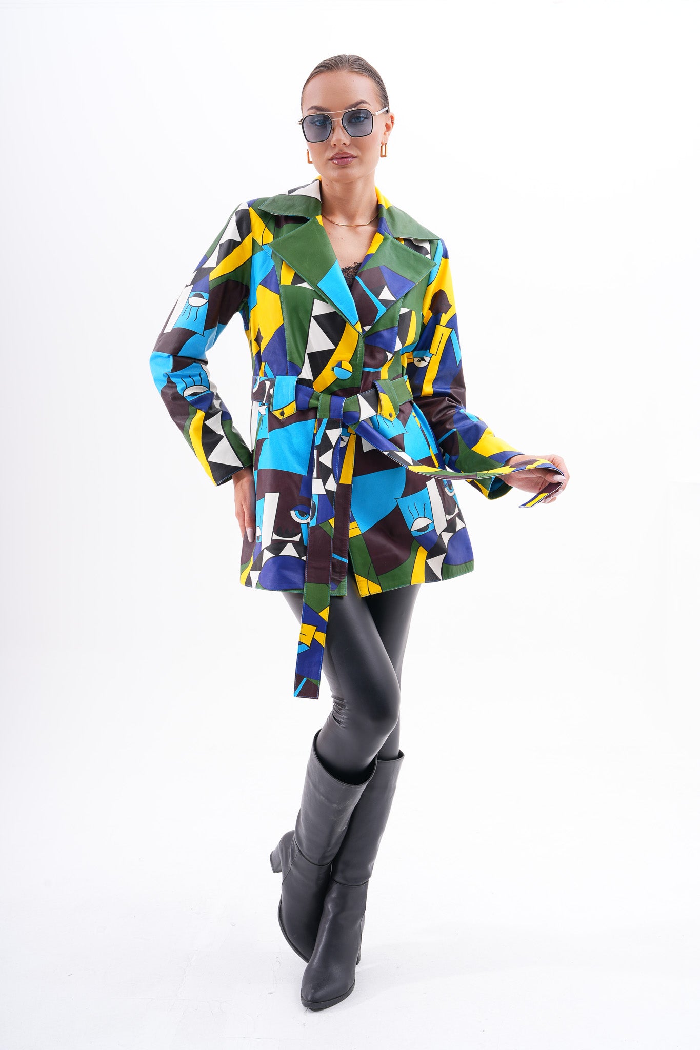 Sienna Chaqueta de Cuero para Mujer con Arte Abstracto – Edición Azul Verde