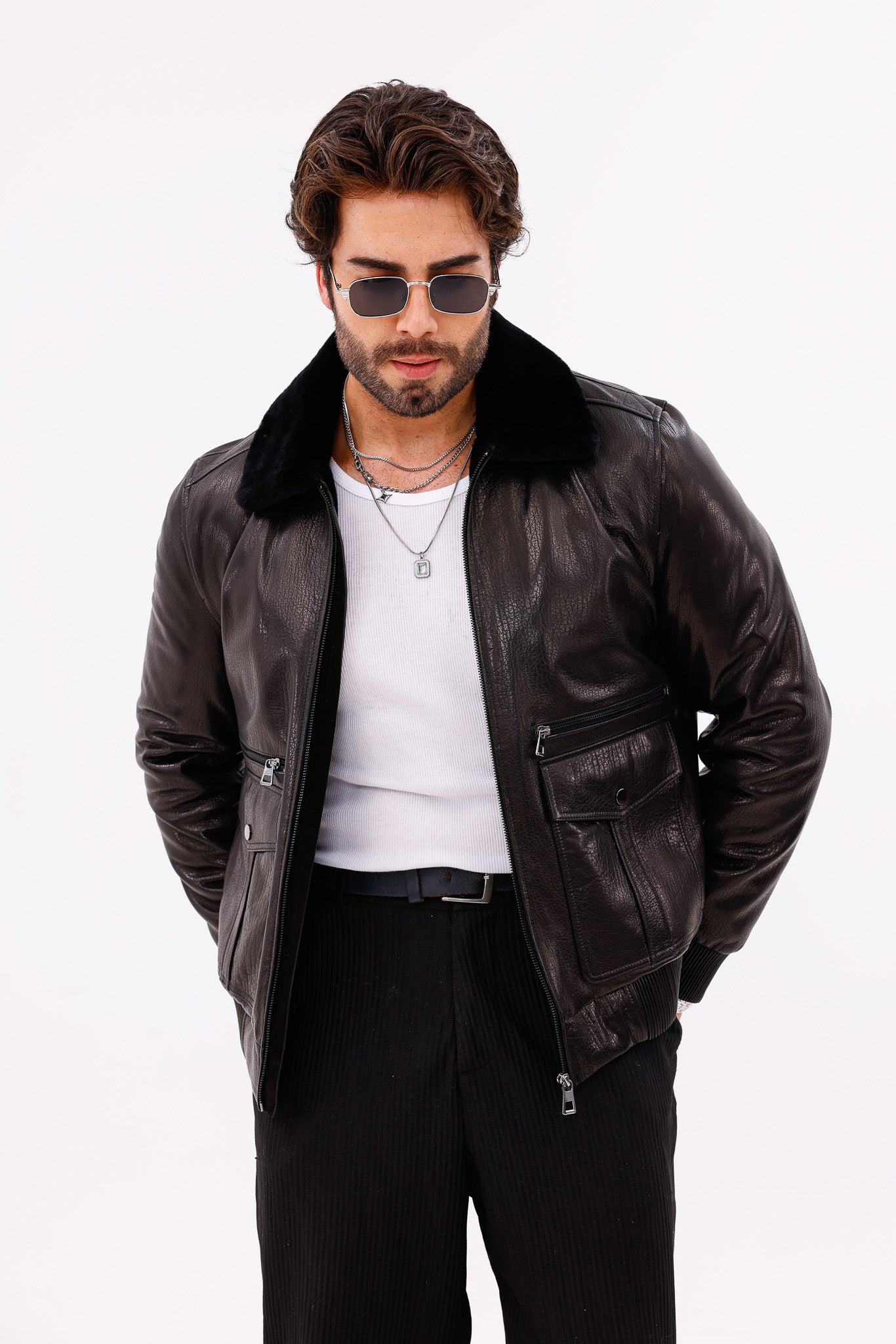 La chaqueta de cuero para hombre Ardent Black en piel de cordero