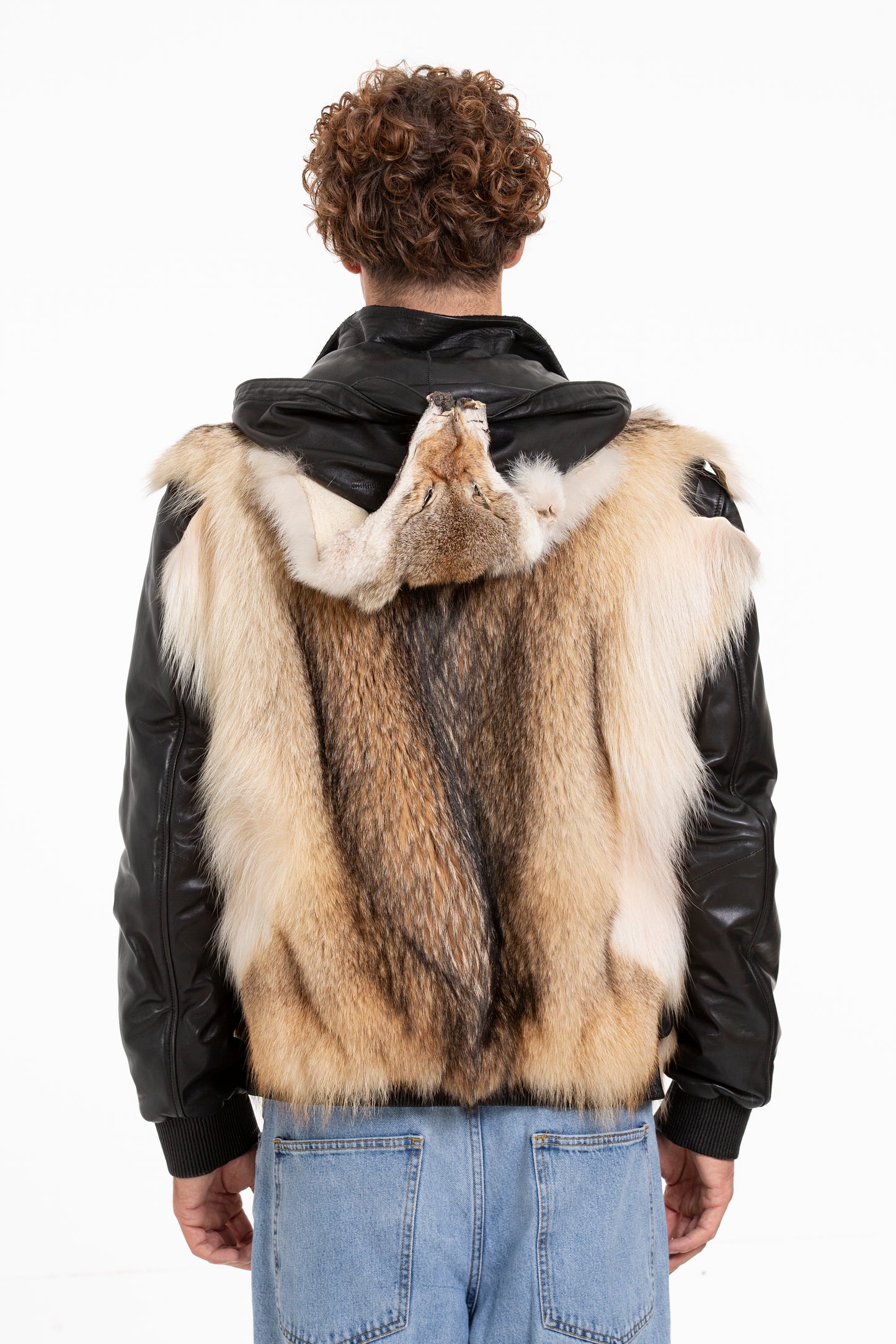 Chaqueta de piel de lobo pura de color negro para hombre de Melbourne 