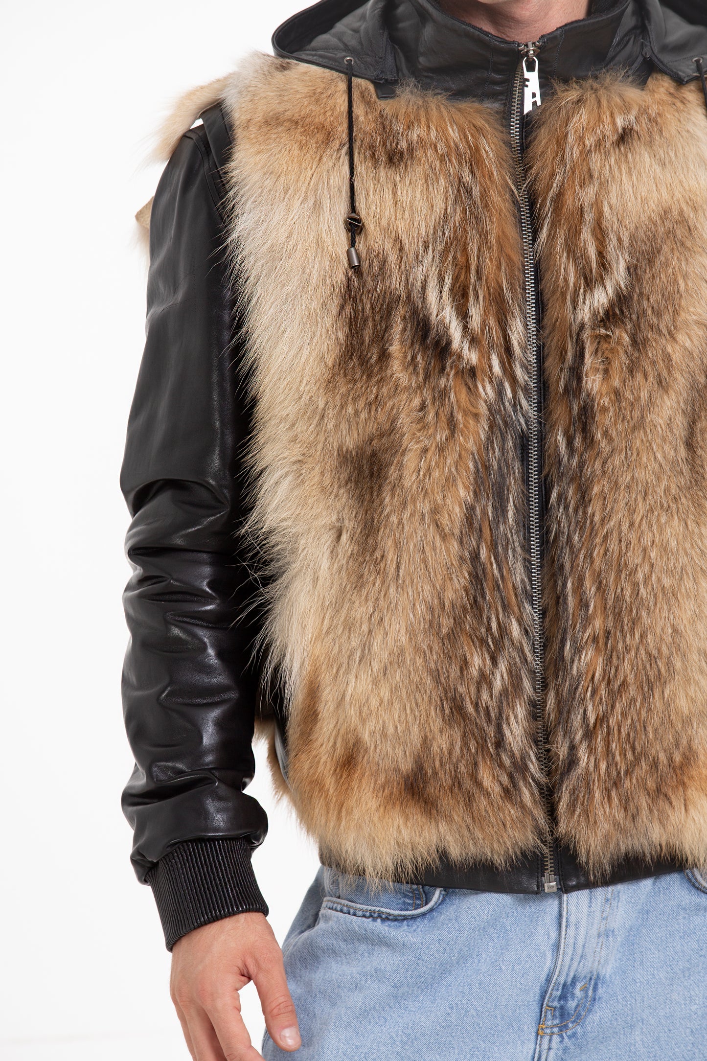 Chaqueta de piel de lobo pura de color negro para hombre de Melbourne 