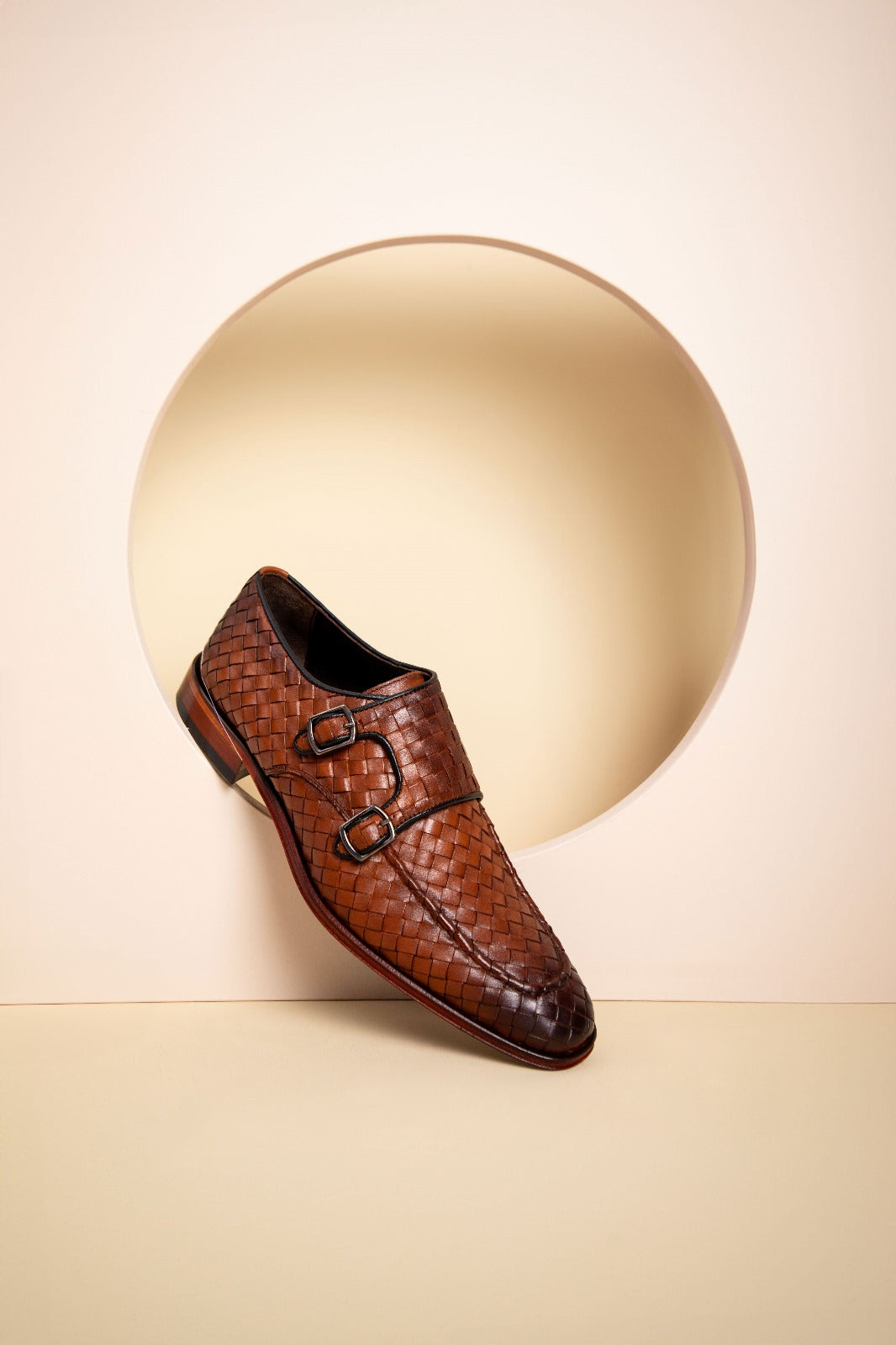 Zapatos de vestir para hombre con doble hebilla tejida en marrón Turan