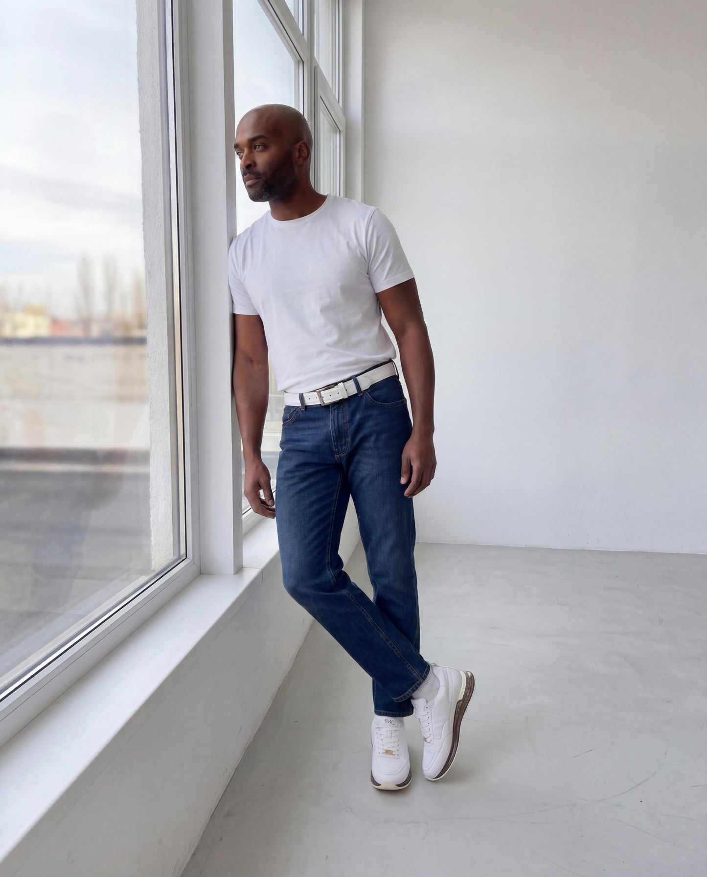 The Lexington White Men Sneaker