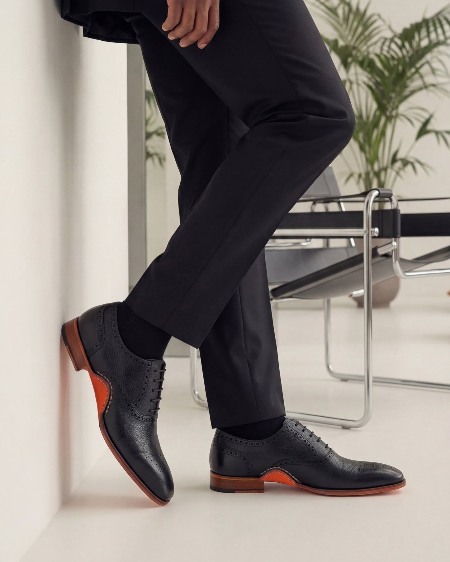 El Zapato Oxford Semi Brogue Negro Hecho a Mano Draco para Hombre