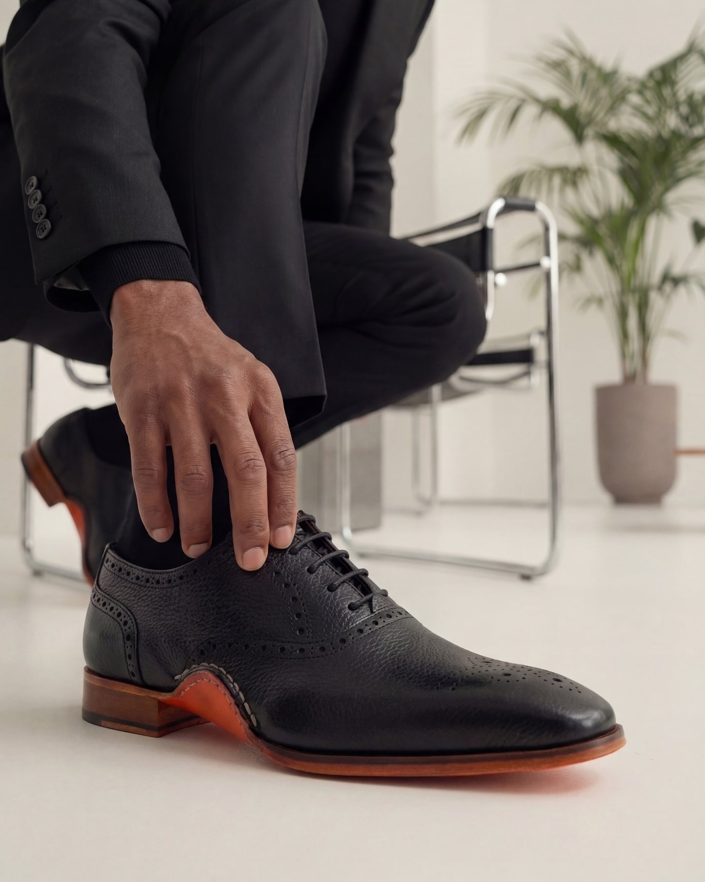 El Zapato Oxford Semi Brogue Negro Hecho a Mano Draco para Hombre