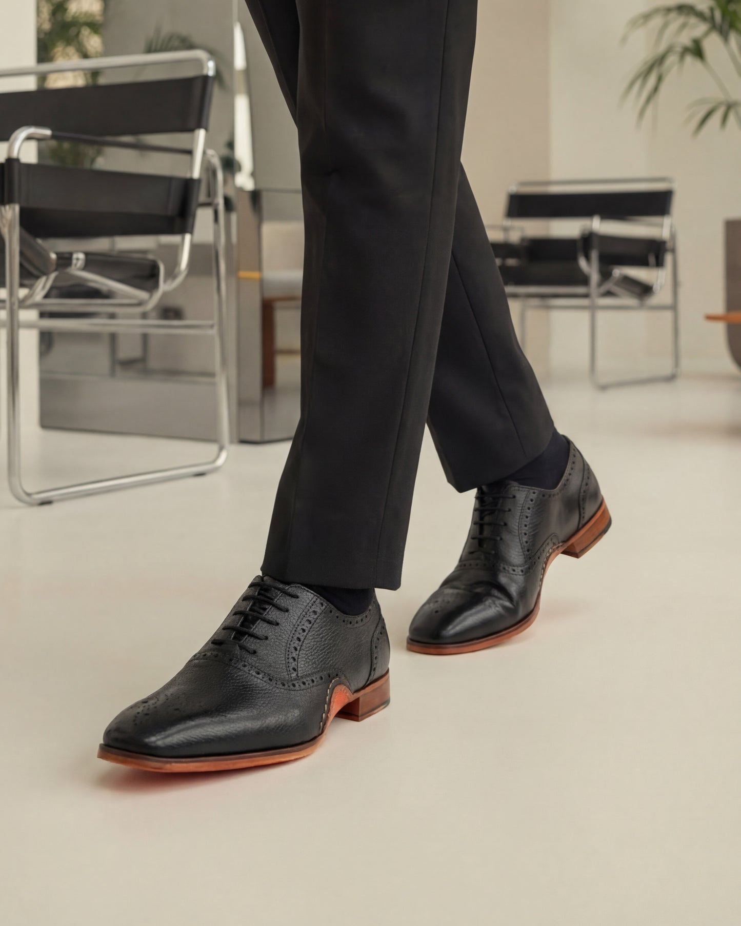 El Zapato Oxford Semi Brogue Negro Hecho a Mano Draco para Hombre