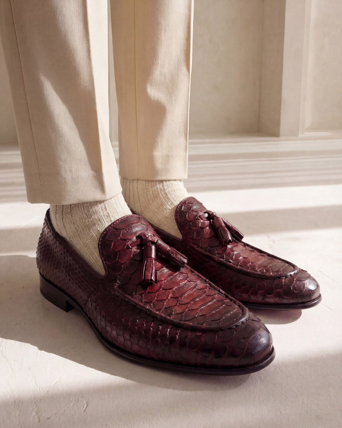 Mocasines con borlas de piel de pitón burdeos de Bethesda para hombre