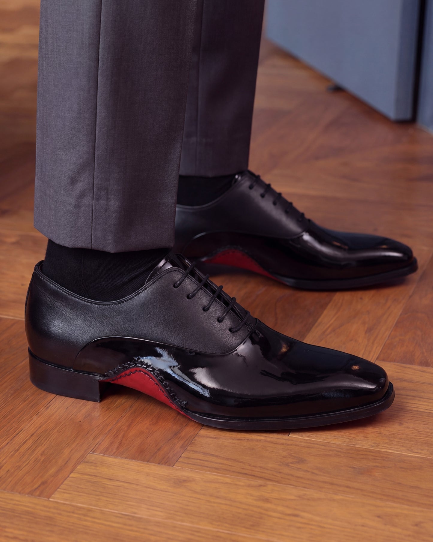 Zapato Oxford con punta lisa de piel de charol negra de The Royal Hand Craft para hombre