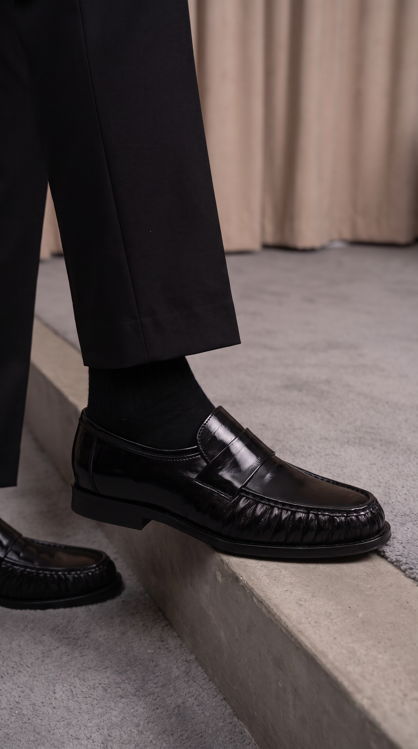The Serafino Black Genuine Leather Men Loafer