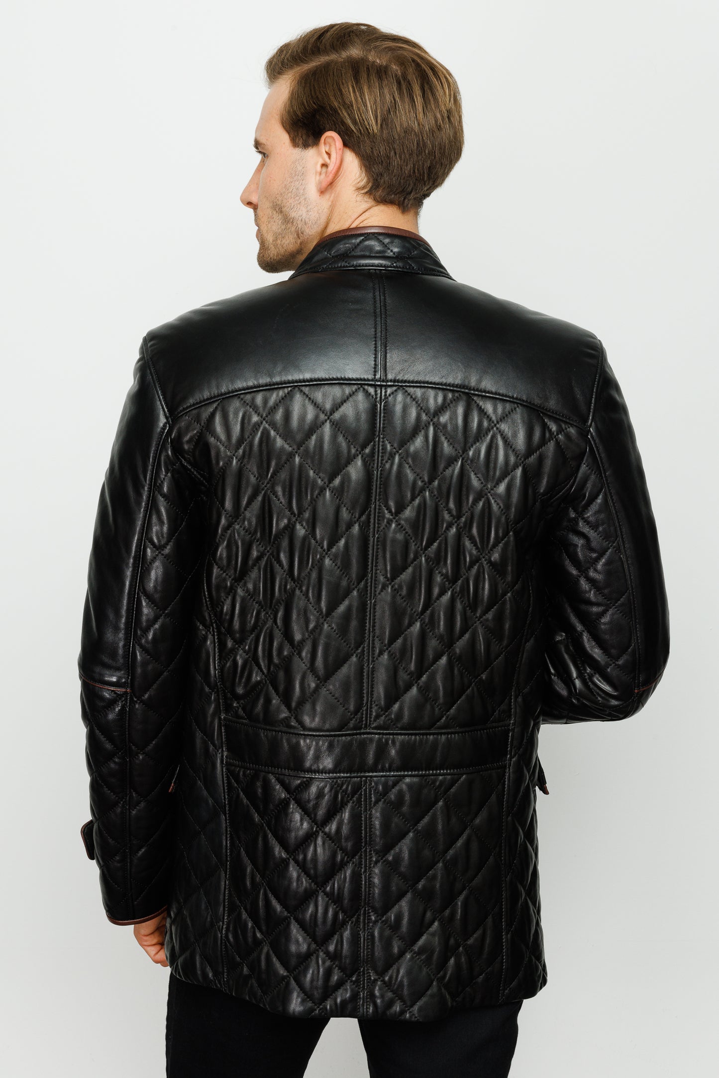La chaqueta de cuero negra para hombre de Martínez 
