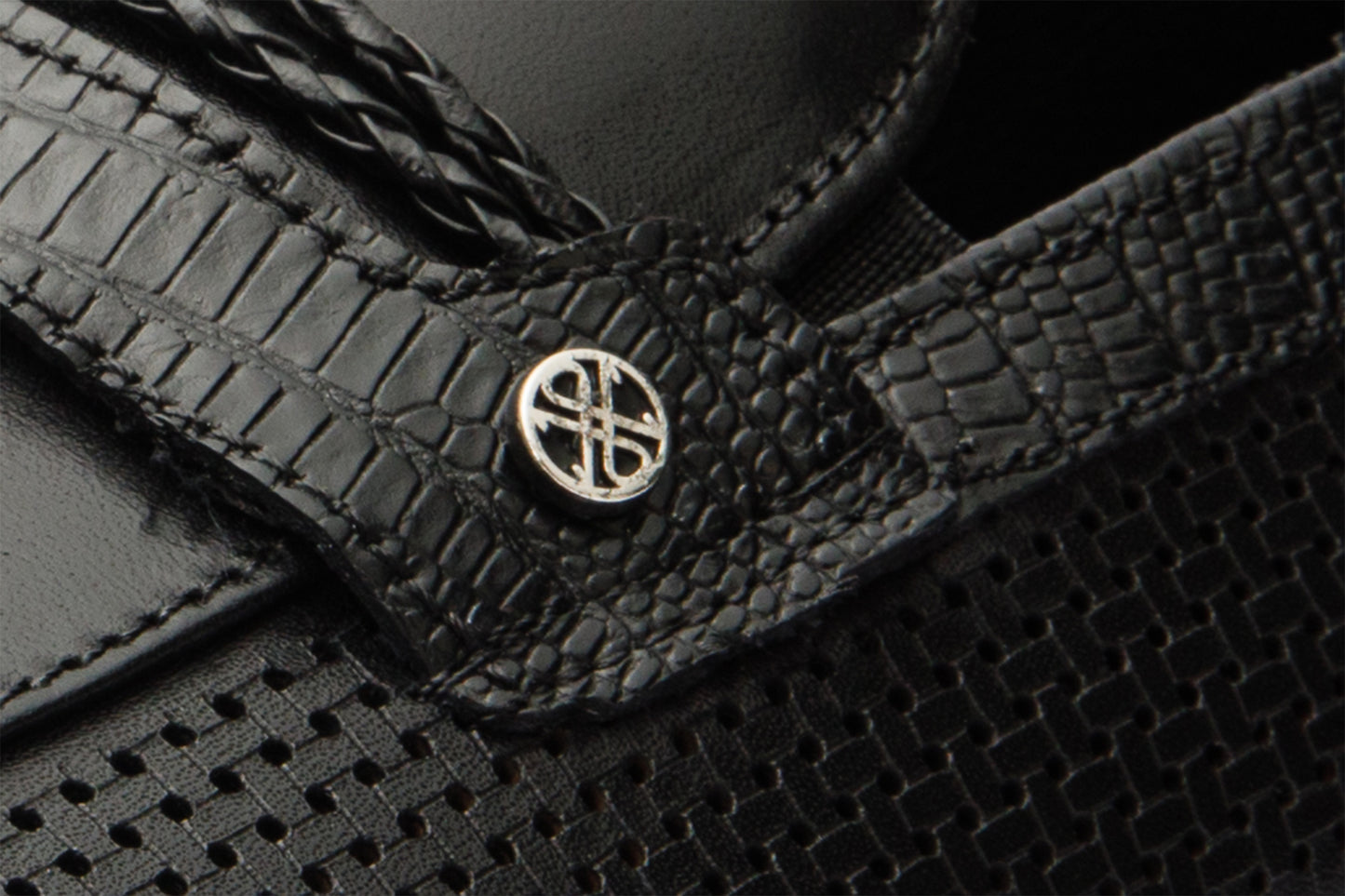¡Venta final del mocasín Acerra para hombre en cuero negro!