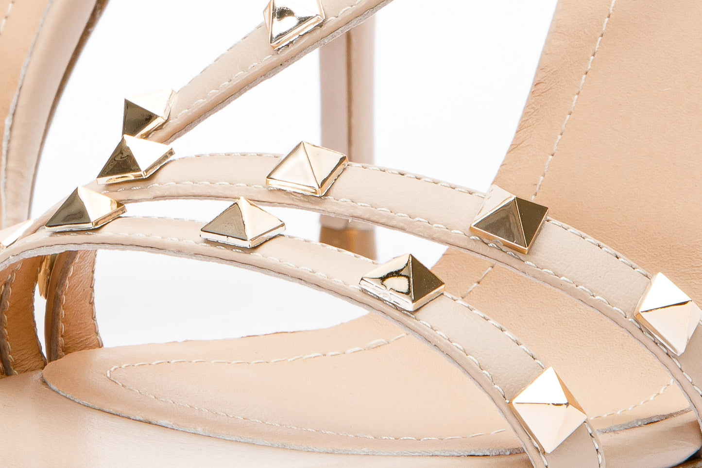 Sandalia de piel color crema Bellavista ¡Venta final! 
