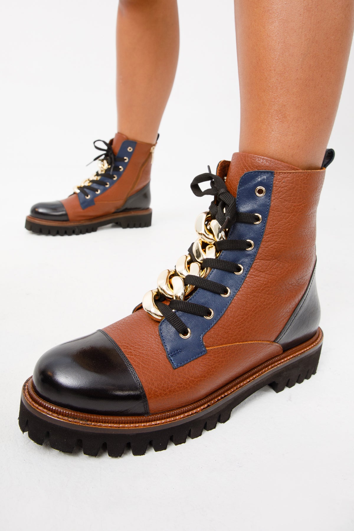 ¡Botín de mujer Belgrad Brown de cuero con cordones y cremallera lateral Venta final!