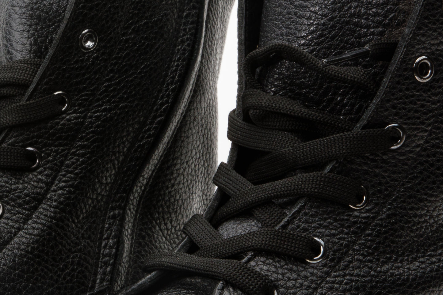Bota de media pantorrilla de piel natural negra Kajapati para mujer