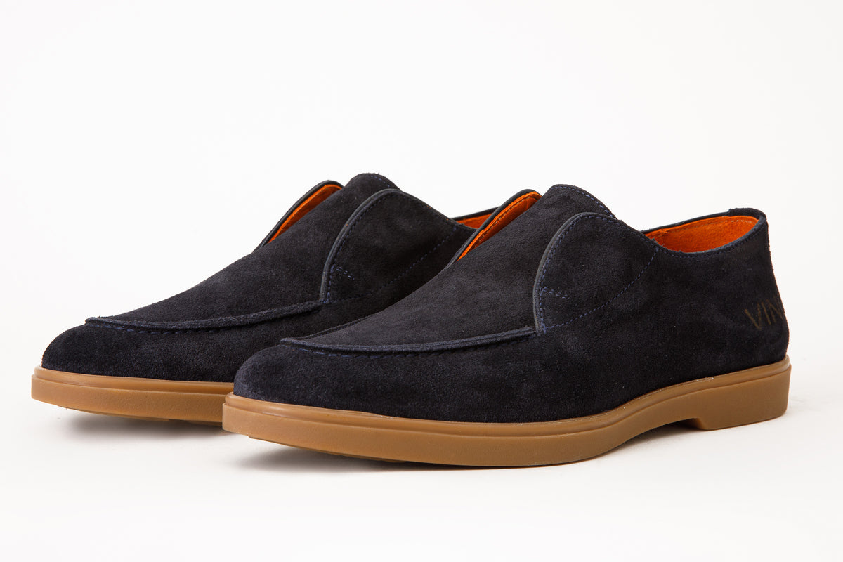 Los zapatos de hombre Beykoz Chukka Loafer en azul marino ¡Venta final!