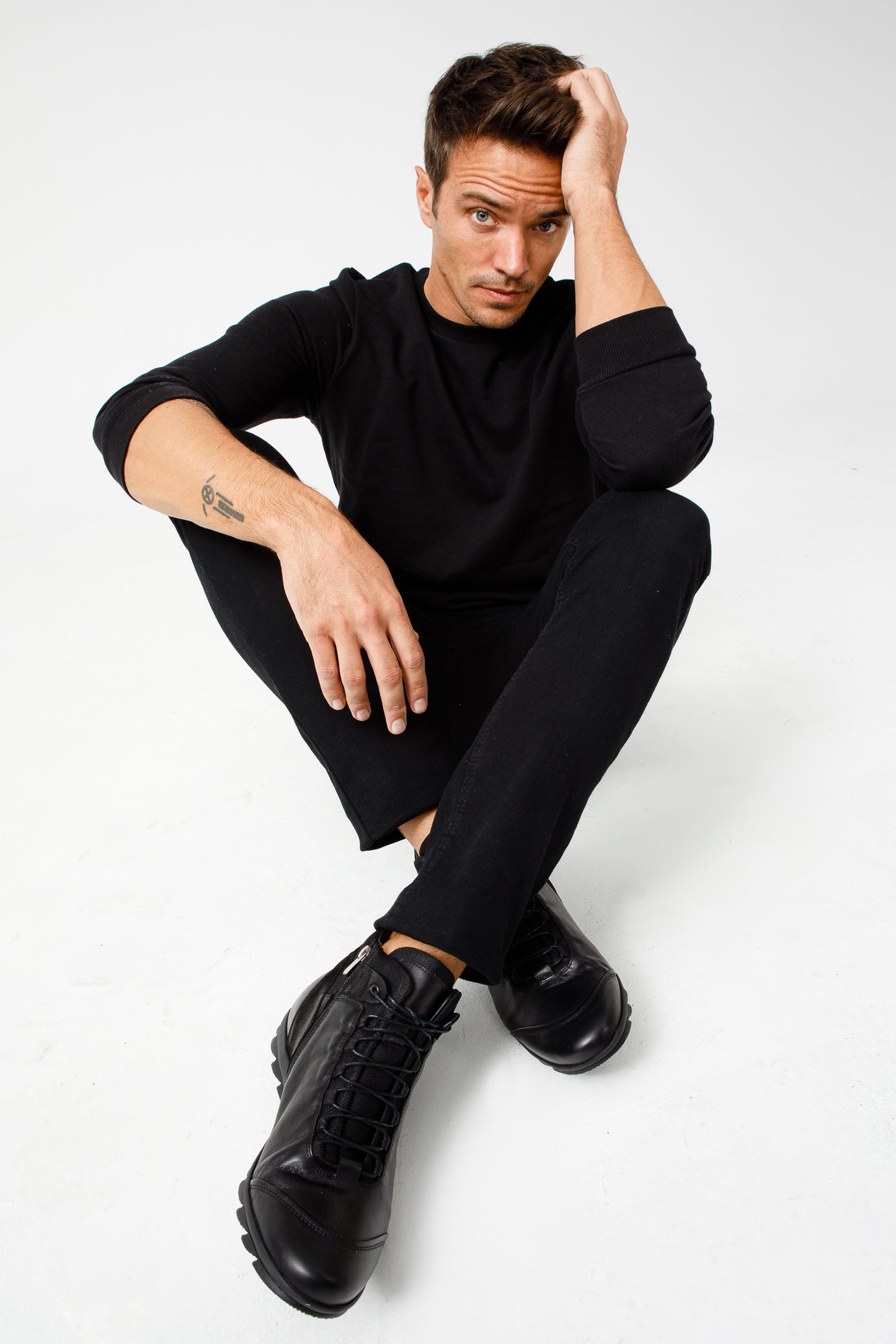 Bota casual con cordones y cremallera para hombre de cuero negro Houston